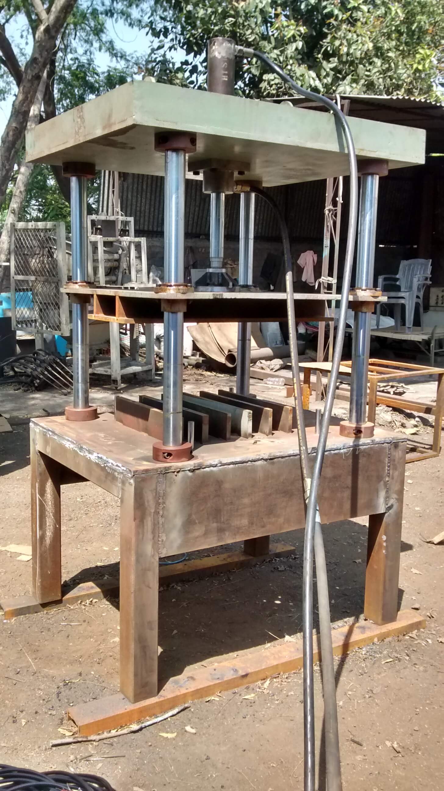 Column Press Image