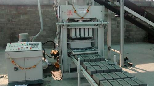 Fly Ash Brick Making Machine Image